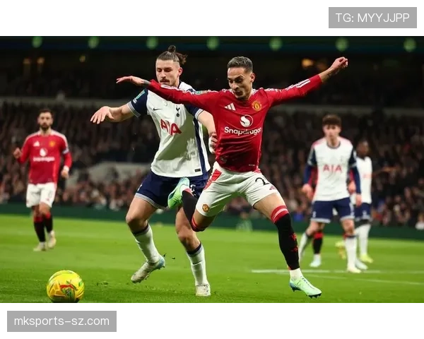 曼联豪掷2亿引援却未见成效，引援逻辑与球队表现脱节问题显现