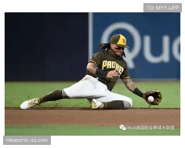 克鲁伊夫高位逼抢如何重塑防线撕裂与球队控制力？